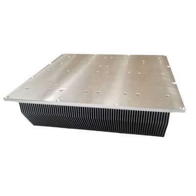 OEM Servizio di lavorazione CNC di materiale di alluminio con lavandino termico a pinna a schiera