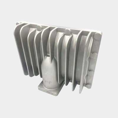 Rivestimento in polvere di alluminio a fusione a fuso scaricatore di calore per ricambi auto Servizio OEM ODM personalizzato offerto